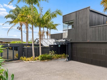 Ultimate Urban Elegance and Luxury