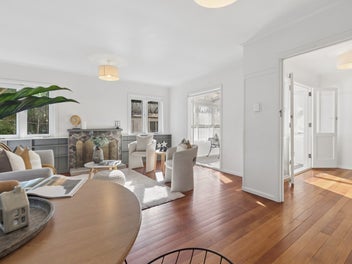 FREEHOLD FAMILY FAVOURITE – ACT FAST!