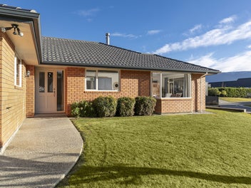 Sought after Sunhaven Cove