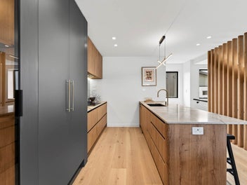 Luxury Freehold Living with Iconic Sky Tower Views