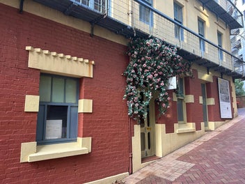 Image 1 of 7