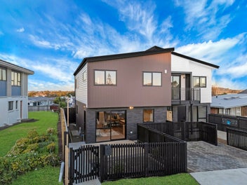 Modern Comfort Living - Prime Pakuranga Area