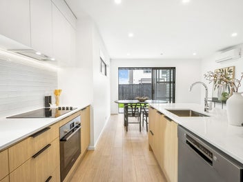 A Warm & Welcoming North Facing Home