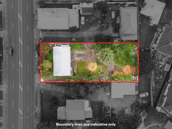 MULTI-UNIT HOME ON 1012m² — ENDLESS POTENTIAL