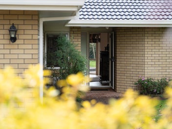 Private, Peaceful & Perfect for Family Living
