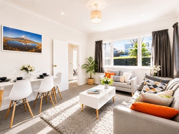 Affordable Brick & Tile Home - Vendors Say Sell!