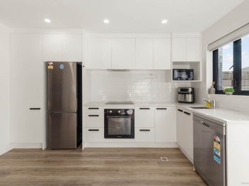 Welcome to 8/5 Dublin Street, Pukekohe - It's ...