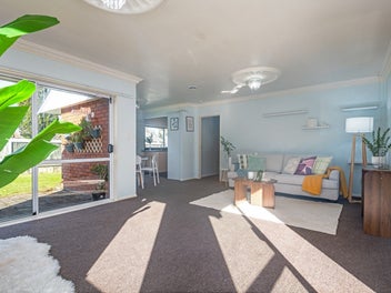 Freehold Townhouse Near Palmerston North Hospital