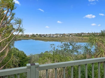 991sqm Waterfront - Home and Income Potential
