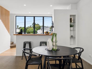 Ponsonby Goldmine: Freehold Townhouse