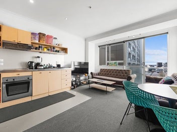 Bank Friendly Two Bedroom & Carpark