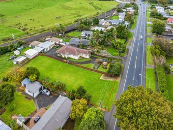 1,012sqm freehold section