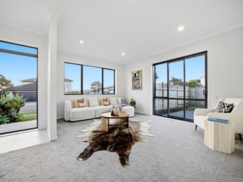 Space, Schools & Convenience in Flat Bush