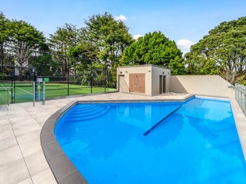 Modern Living in the Heart of St Lukes