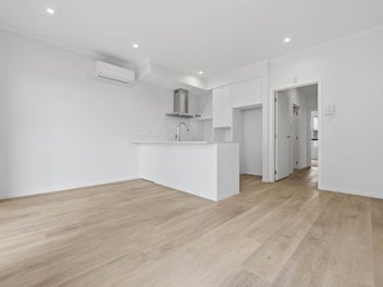 Below-$700k Space & Style