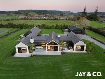 Premium Lifestyle Living in Clevedon