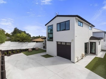 Free Standing, Freehold Fee Simple & Weatherboard