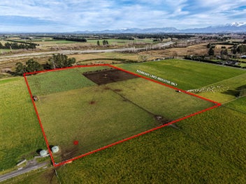 Exceptional Oxford lifestyle blocks