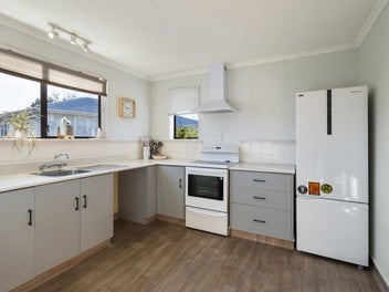 Spacious Sunny and Superbly Located
