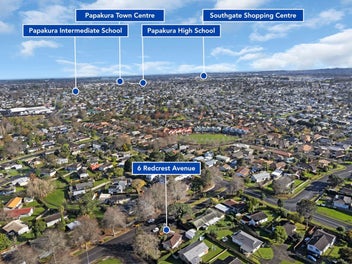 Spacious Family Living with Future Potential o...