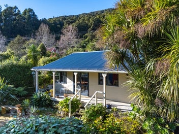 Sunny Grove Cottage