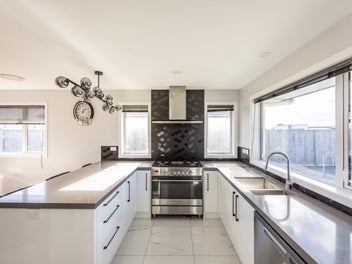 High spec brick home in Fitzherbert