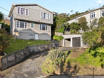 Start Smart - 2-Bed Miramar Opportunity