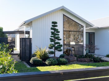 Designer Living with Parkside Views