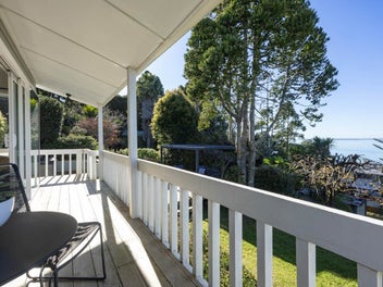 Peaceful Position, Sea Views, Direct Beach Access