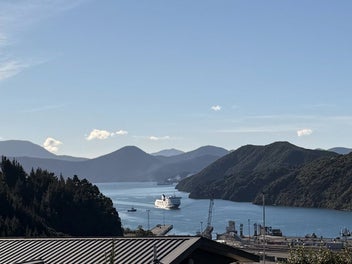 Water views in top location