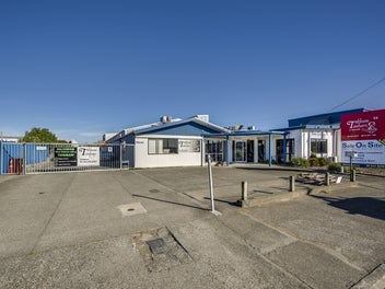 Image 1 of 30