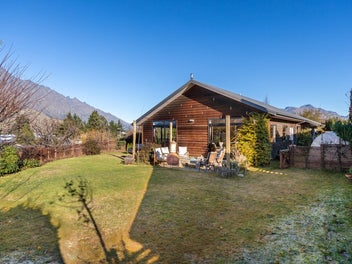 Views, Gardens & Space for Growth