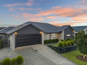 Versatile Living - Space for Extended Family