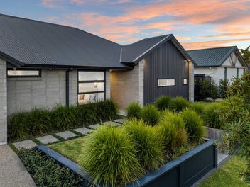 Versatile Living - Studio Unit Attached