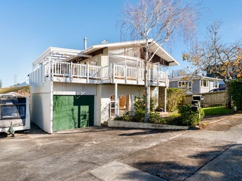 Collect up to $1,450/Week from 3 Incomes!