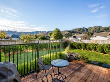 Freehold, Sunny & Surprisingly Spacious