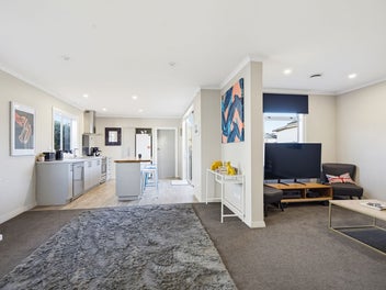 Renovated & Ready!
