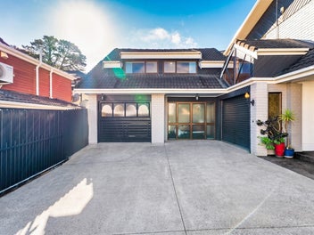Brick & Tile. Big House. Big Land. Big Potential.