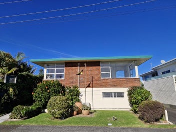 Image 1 of 8