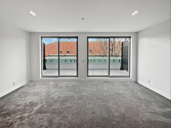 Renovated living in a prime city-fringe location