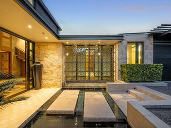 A Masterpiece Above Hobson Bay