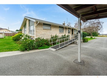 Image 1 of 28