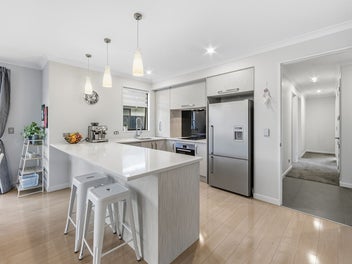 Location, Lifestyle & Convenience - Must Go!