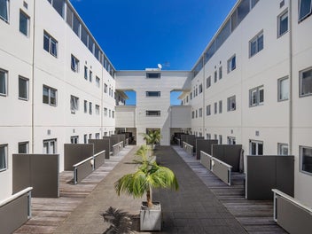 Image 1 of 18