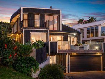 Serious Beach-House Cool. Family-Sized Living.