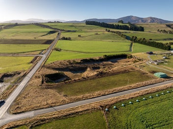 Unique Rural Property on Kakapo Road