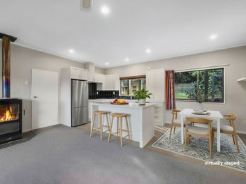 Versatile living, big shed