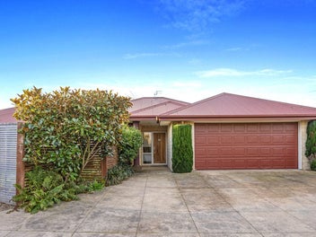 Private, Peaceful & Perfect for Family Living