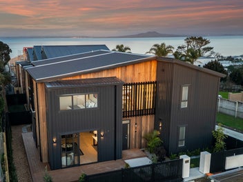 New Luxury Coastal Living –Exceptional...