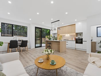 Modern Living in Top School Zones by Crum Park!